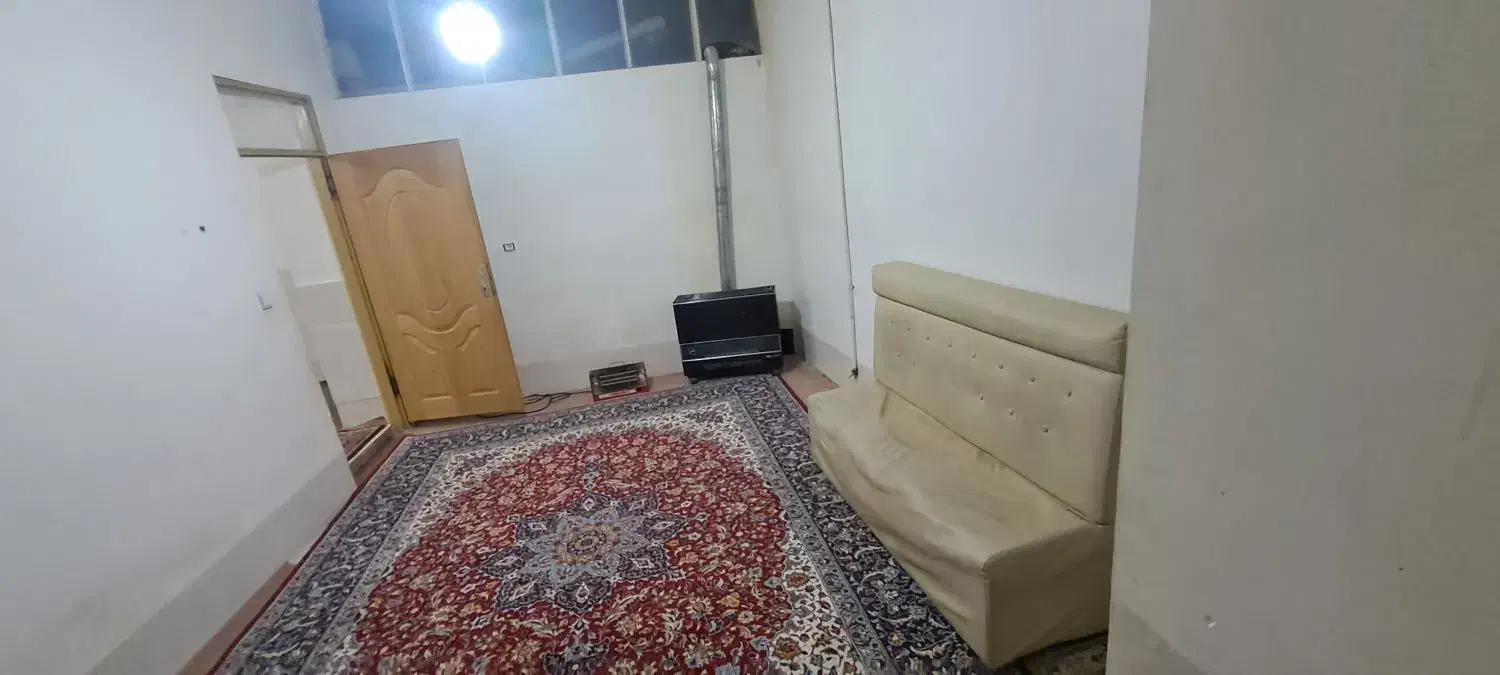 سوعیت چسبیده به رود خانه محدوده پل زمان خان|اجارهٔ کوتاهمدت آپارتمان و سوئیت|زاینده رود, |دیوار