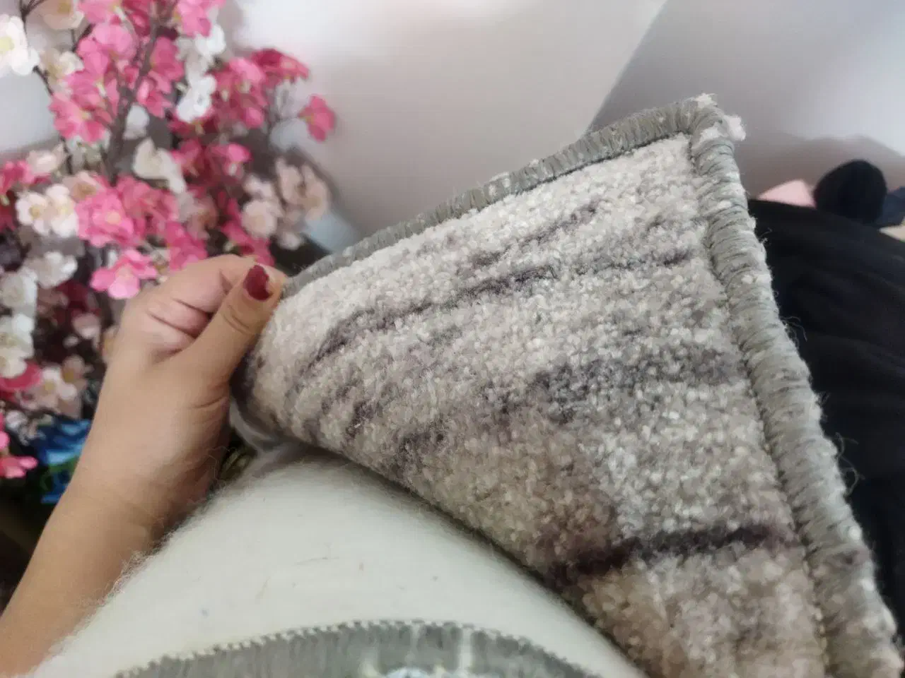 قالیچه|فرش|نیشابور, شهید بهشتی|دیوار