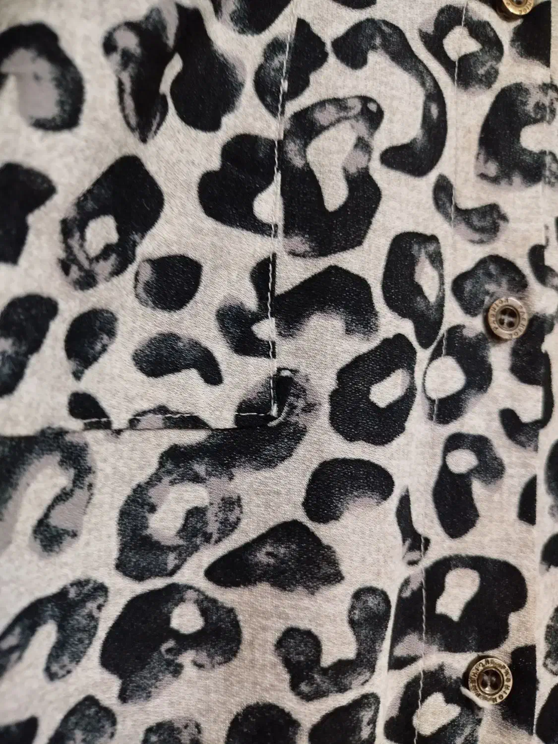 شومیز زنانه|لباس|کرج, برغان|دیوار