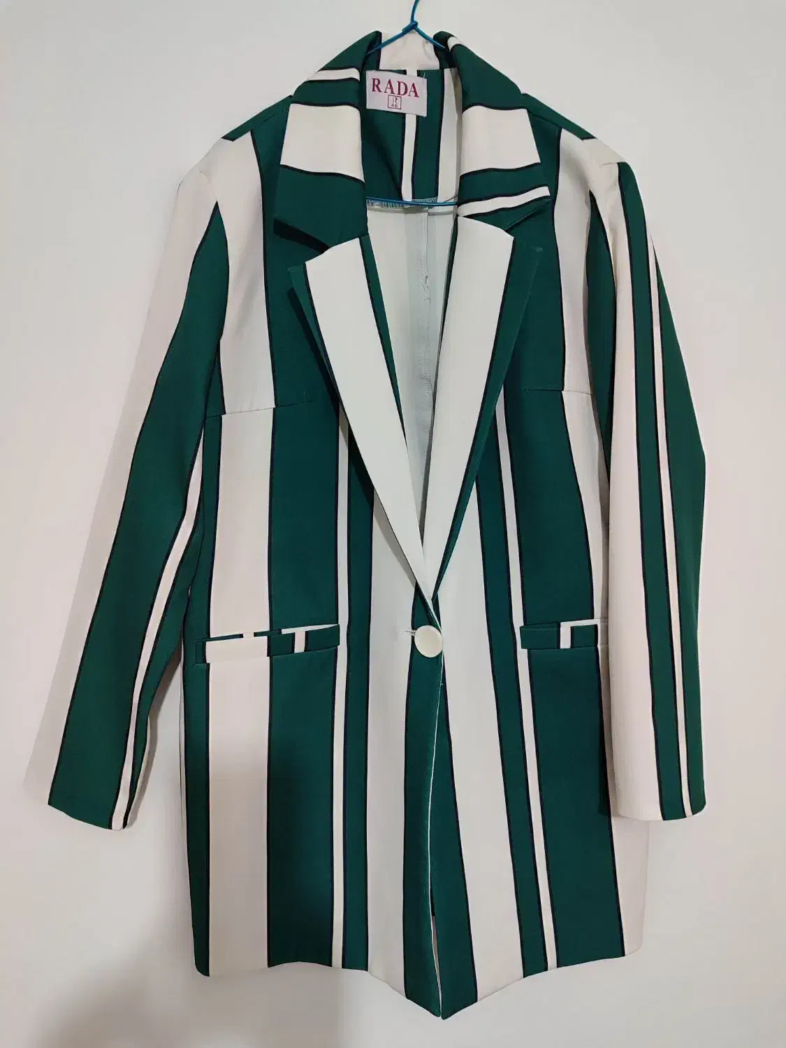 کت مجلسی|لباس|بروجرد, |دیوار