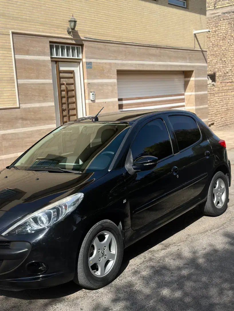 کم کار رخ در حد|خودرو سواری و وانت|یزد, |دیوار