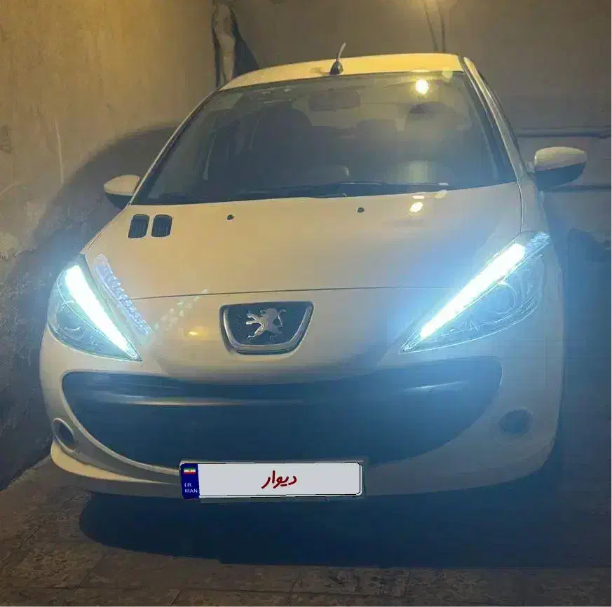 سقف فلز207 1400 TU5|خودرو سواری و وانت|اصفهان, رکن الدوله شرقی|دیوار