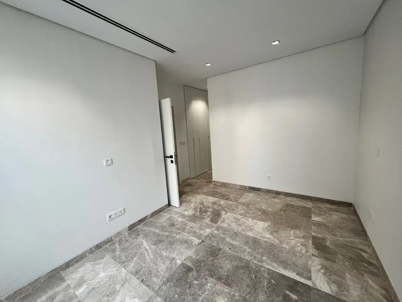 ۱۴۵متر/دوخواب مستر/مینیمال/میرداماد.