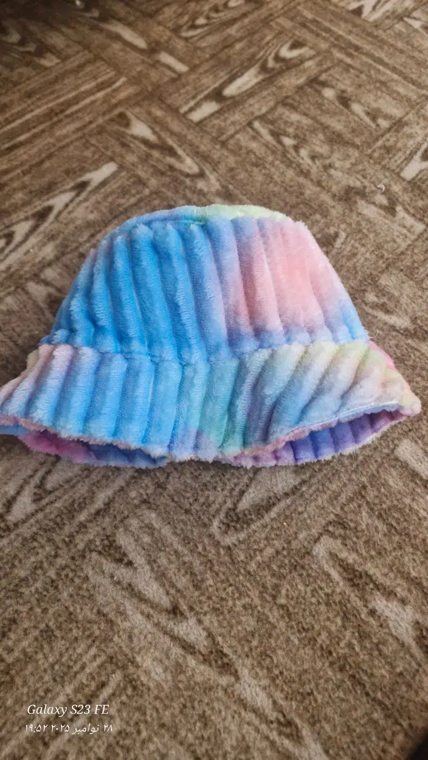 کلاه|لباس|تبریز, |دیوار