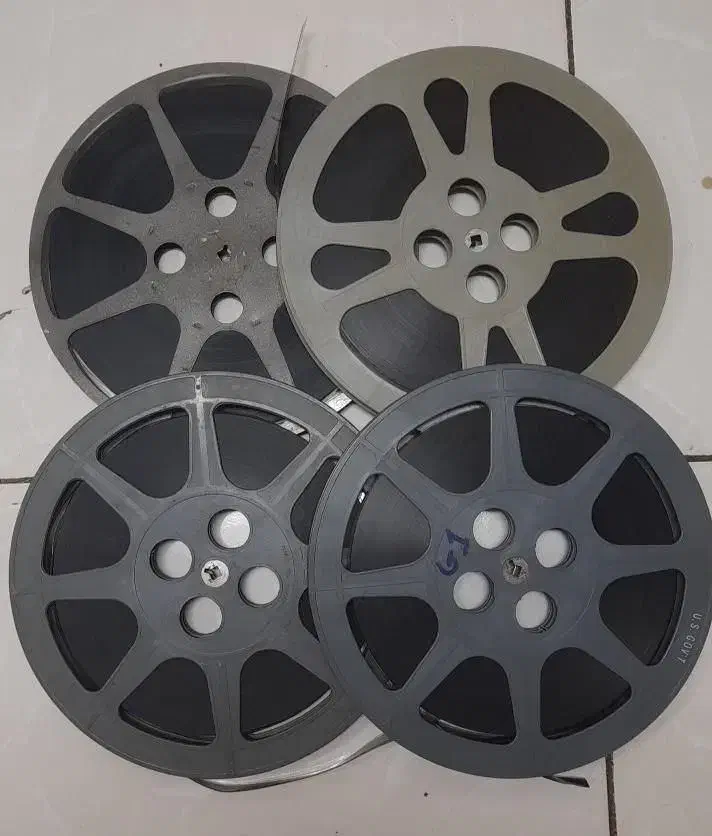 فیلم آپارات پروژکتور ۱۶ میلیمتری|کلکسیون و سرگرمی|رشت, گلسار|دیوار