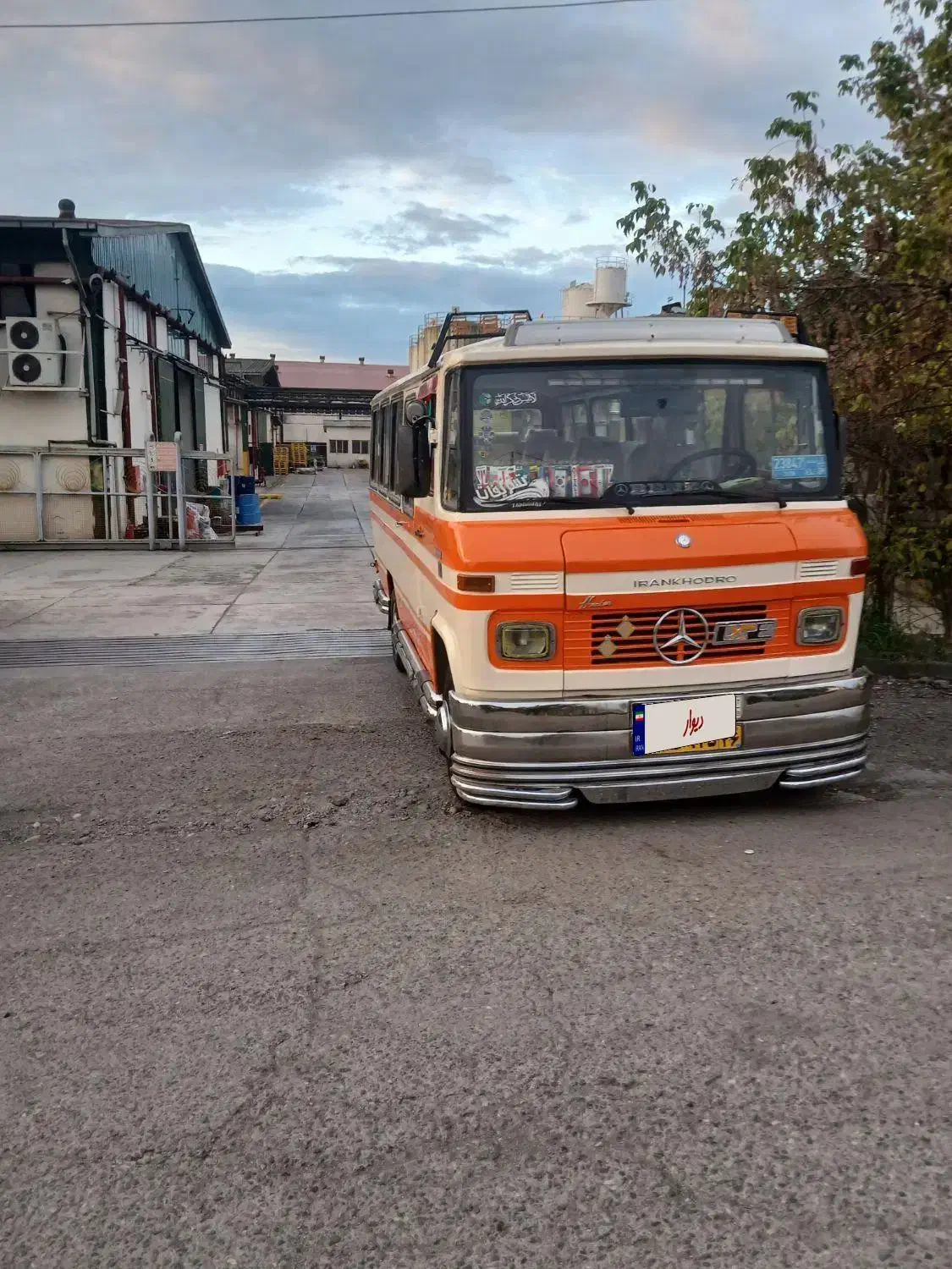 مینی بوس مدل ۶۳ عروسک|خودرو سنگین|رشت, آتشگاه|دیوار