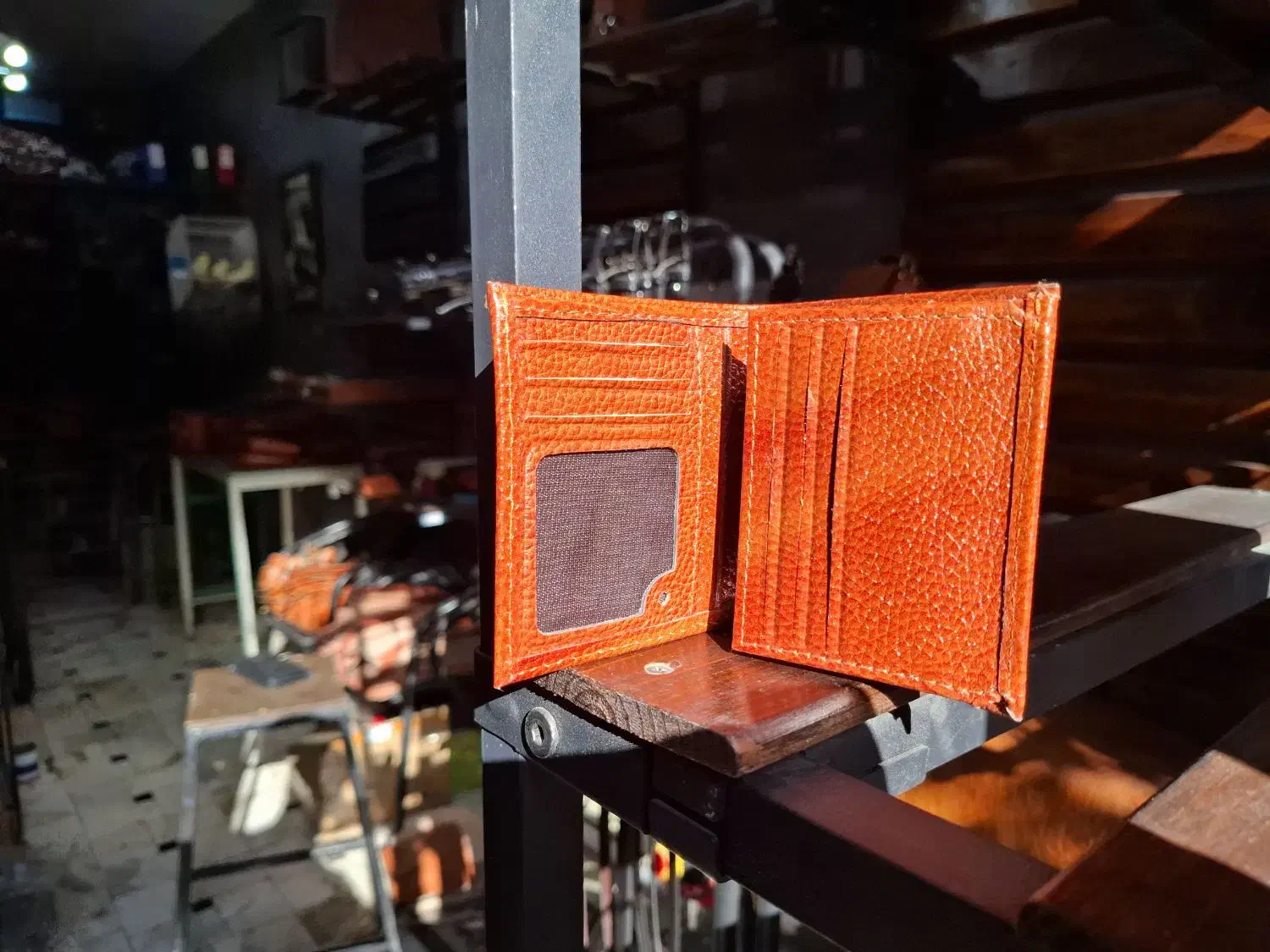 کیف جیبی چرم طبیعی فقط 270 هزارتومن بلک فرایدی|کیف، کفش، کمربند|قم, زند آباد|دیوار