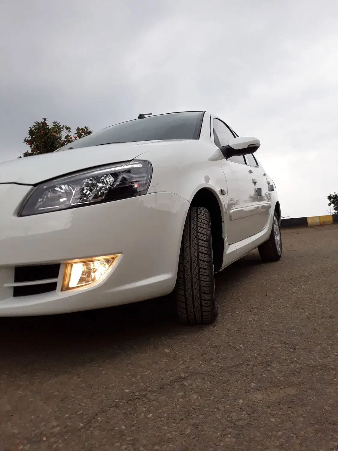 رانا پلاس ۱۴۰۴|خودرو سواری و وانت|لاهیجان, قیام|دیوار