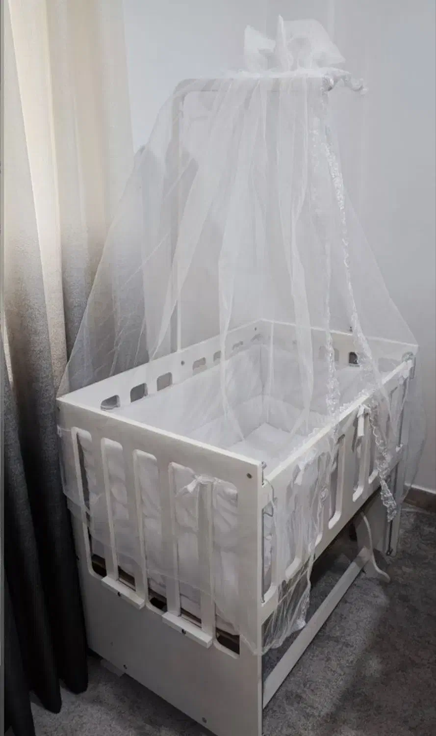 تخت گهواره شو کنار مادر|تخت و صندلی بچه|زاهدان, |دیوار