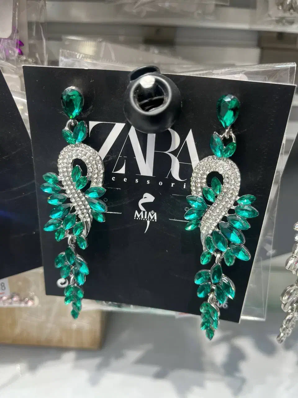 گوشواره کریستالی نگین زمردی|بدلیجات|تهران, تهرانپارس غربی|دیوار