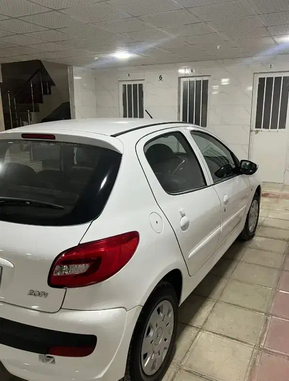 پژو 207 دنده‌ای .مدل 1404|خودرو سواری و وانت|شیراز, شهرک گلستان|دیوار