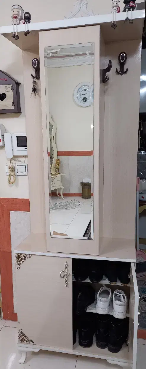 جاکفشی|جاکفشی، کمد، دراور|بروجرد, |دیوار