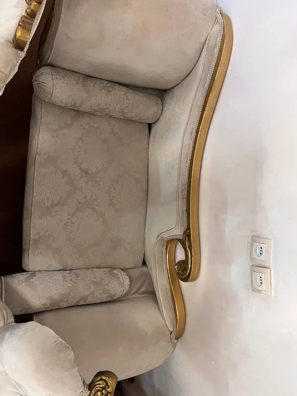 مبلمان|مبلمان خانگی و میز عسلی|بناب, |دیوار