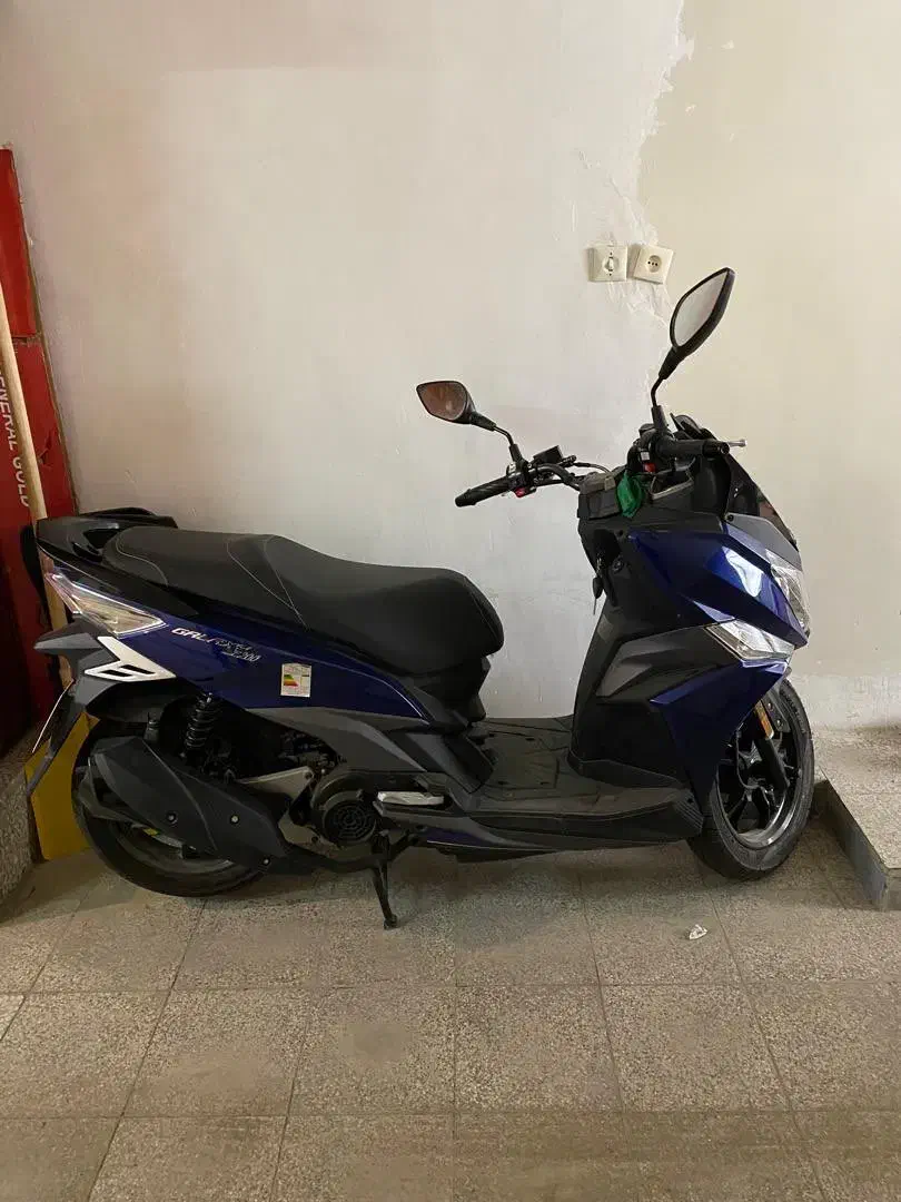 موتور  j200 در حد نو|موتورسیکلت|همدان, |دیوار