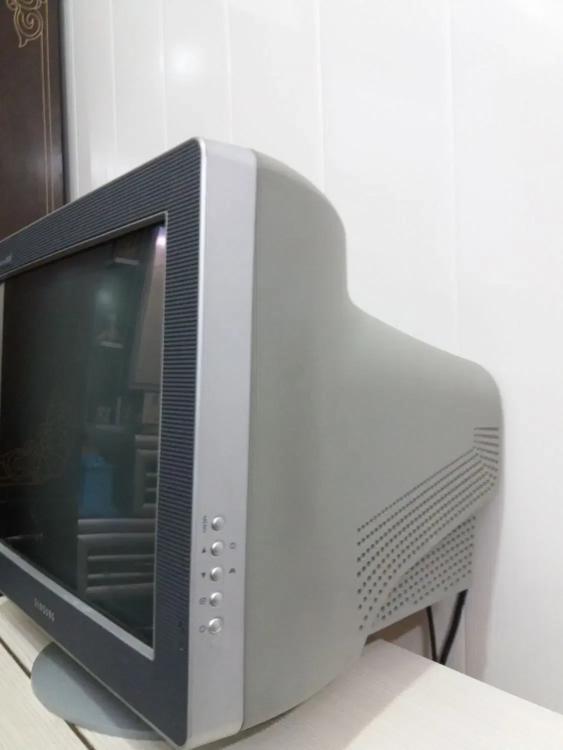 مانیتور ۱۷ اینچ|قطعات و لوازم جانبی رایانه|قم, شهرک امام حسن|دیوار