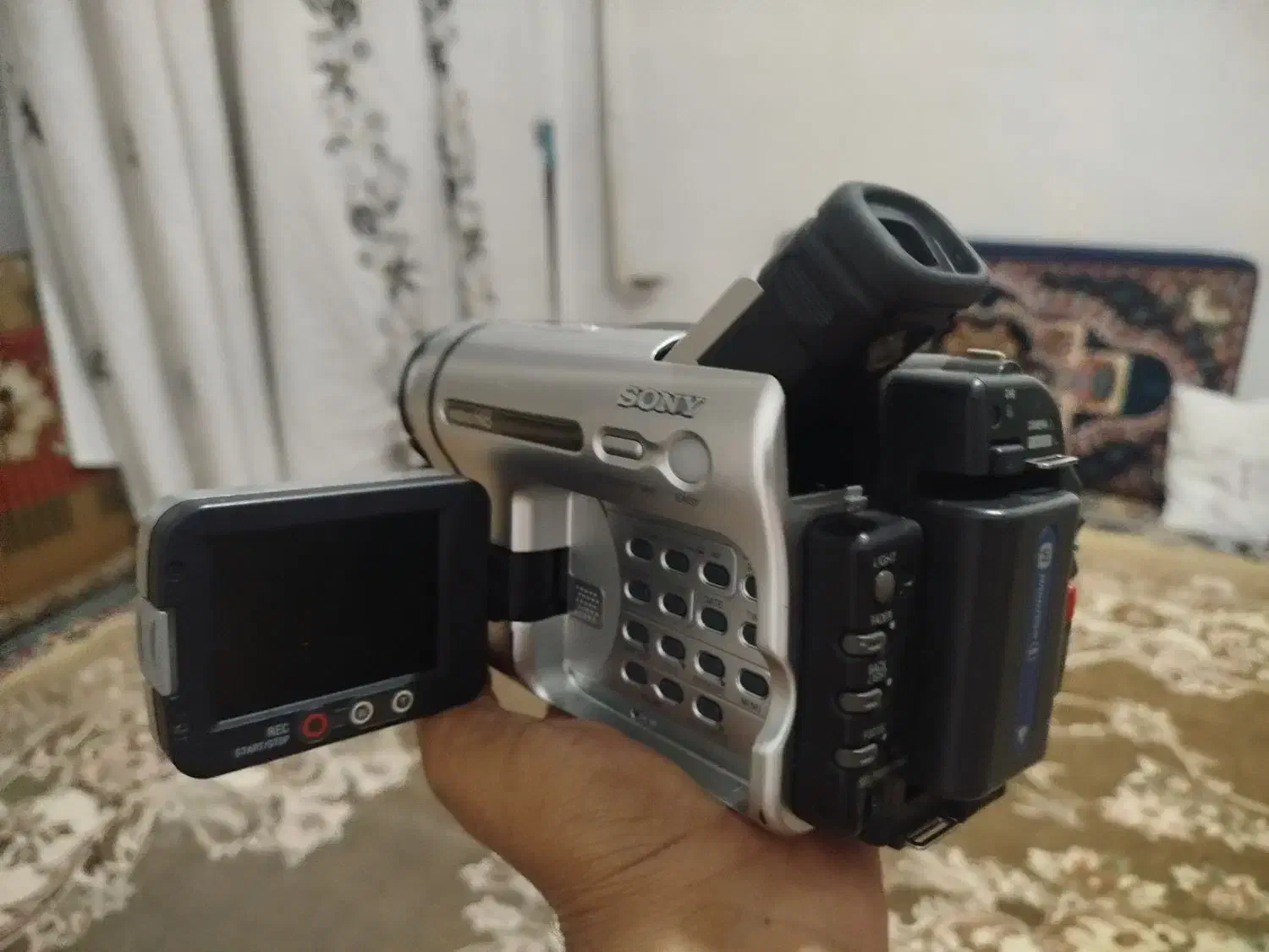 دوربین هندی کم و ظبت رادیو آیوا اصل ژاپن|دوربین عکاسی و فیلم‌برداری|قزوین, |دیوار