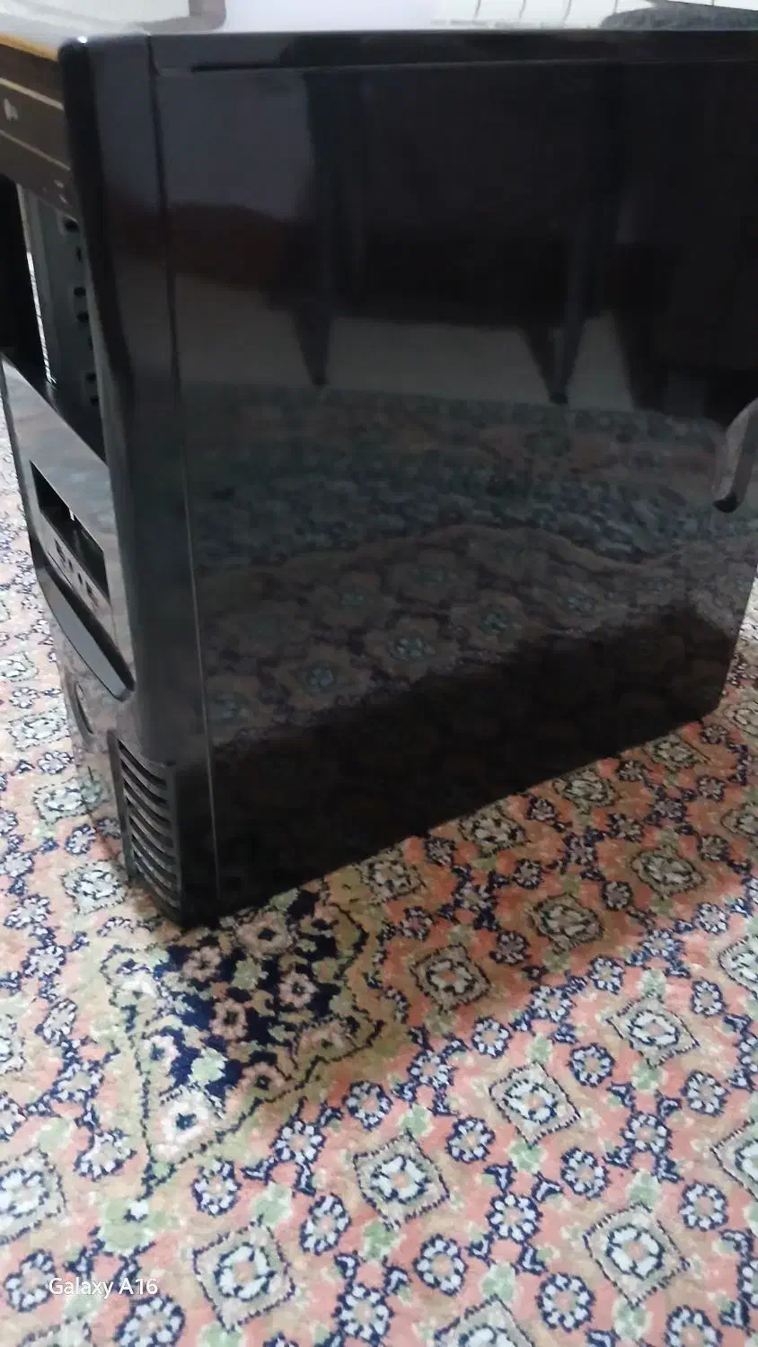 کامپیوتر کیس به همراه موس، کیبورد ، Ssd|رایانه رومیزی|رشت, منظریه|دیوار