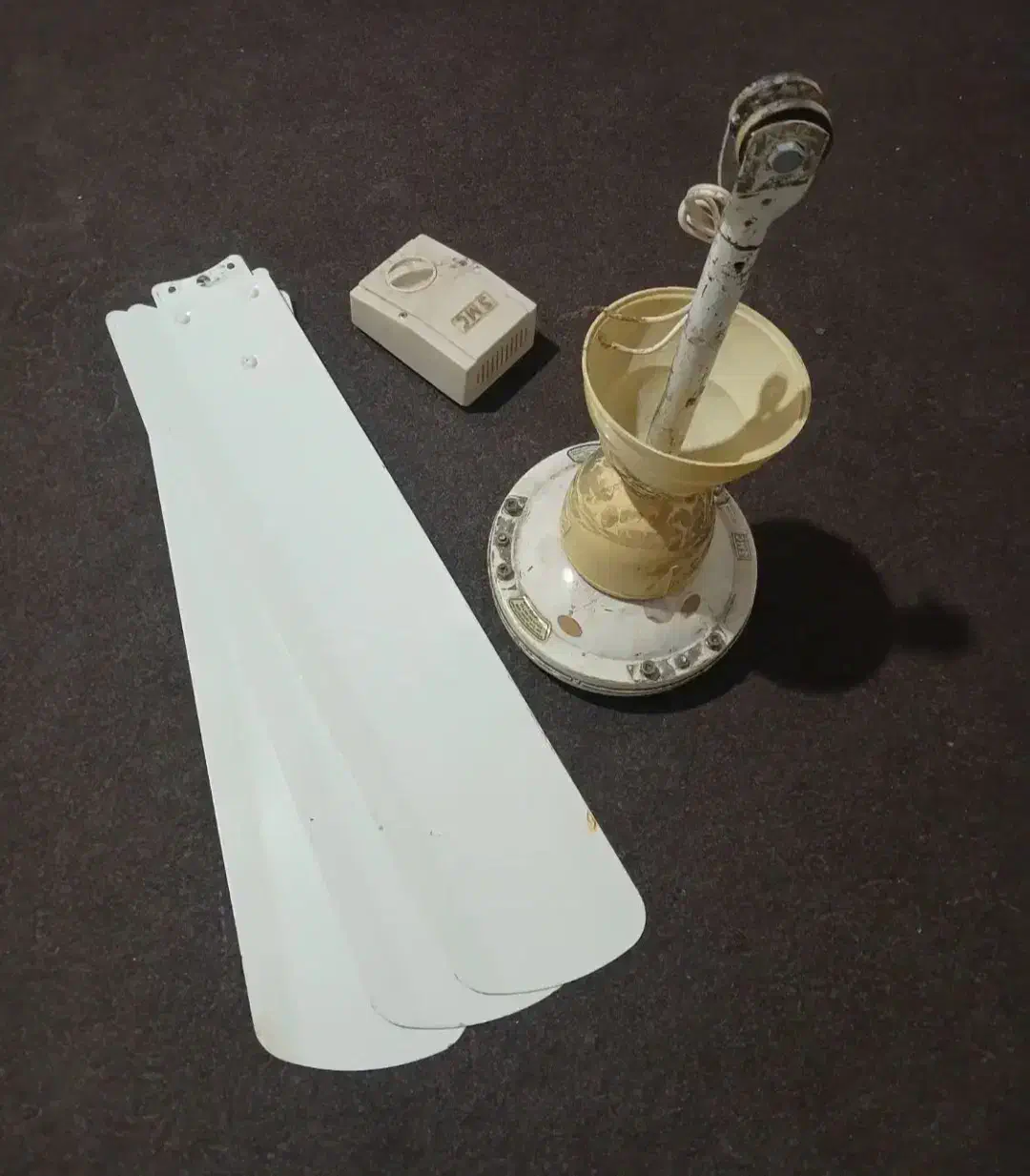 پنکه سقفی cmc|پنکه و تصفیه‌کنندهٔ هوا|بندر کنگان, |دیوار