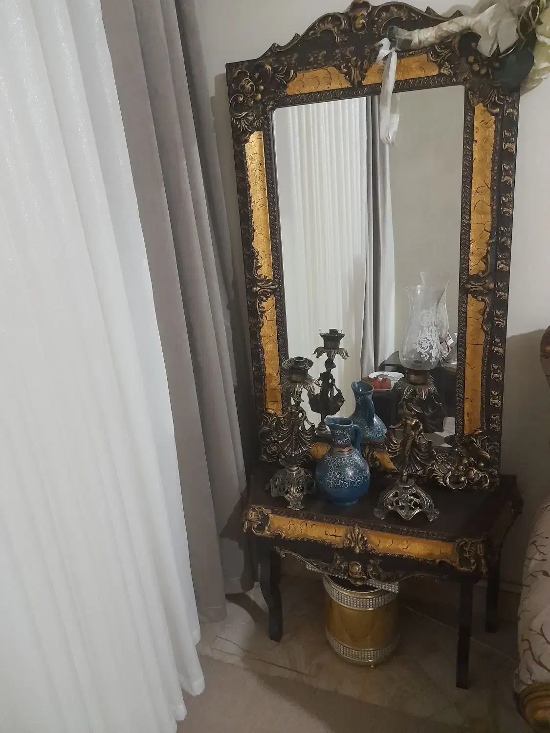 آیینه شمعدان|آینه|قدس, شهر‌قدس|دیوار