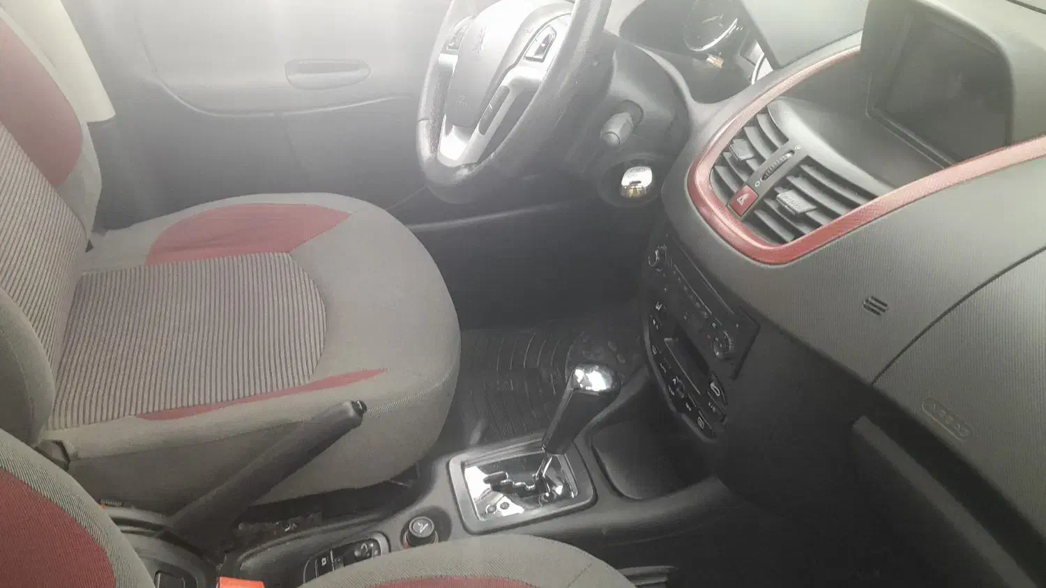 ۲۰۷ اتومات مدل ۴۰۱ بدون رنک|خودرو سواری و وانت|ملارد, |دیوار