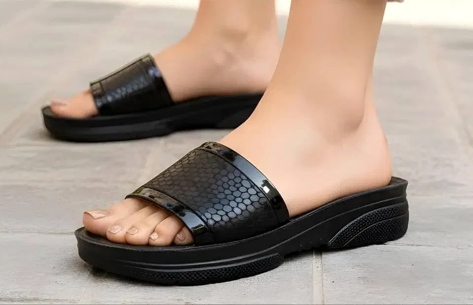 کفش ودمپای|کیف، کفش، کمربند|لامرد, |دیوار