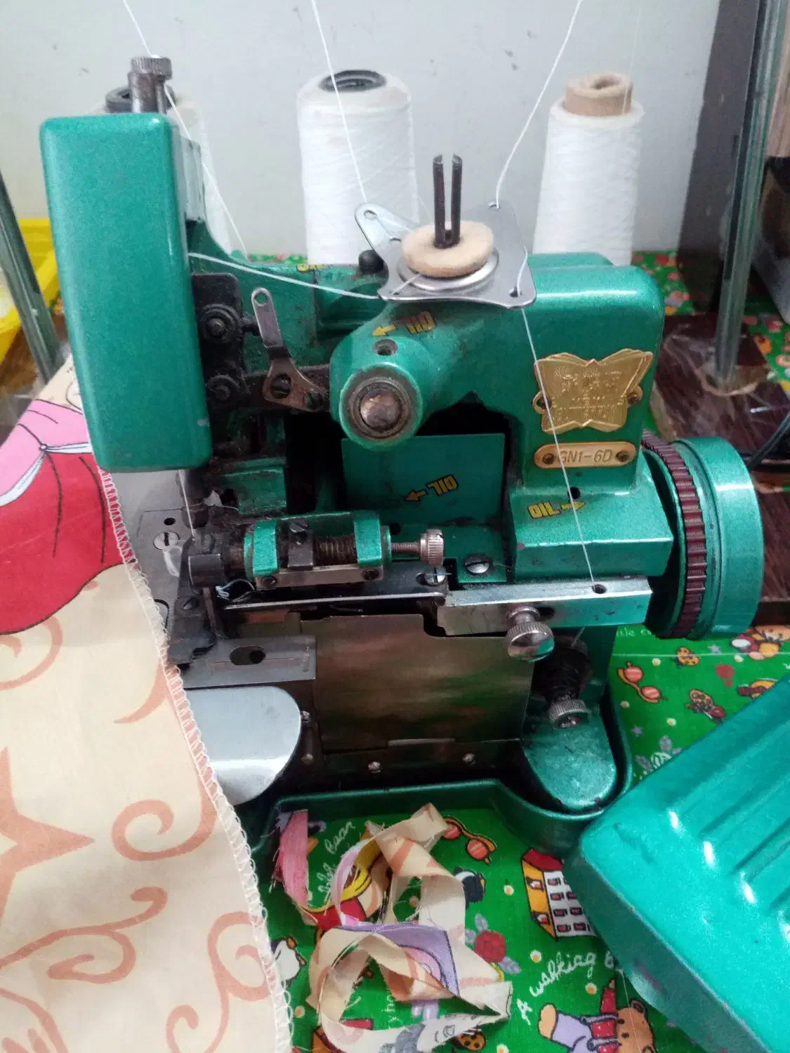 سردوزپروانه|چرخ خیاطی و ریسندگی|مشهد, بهاران|دیوار