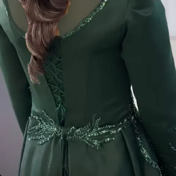 لباس مجلسی|لباس|قزوین, |دیوار