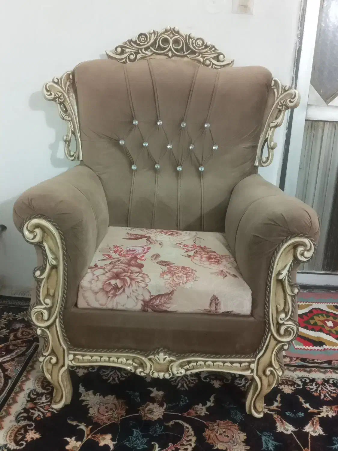 مبل ۷نفره در حد نو، کارنکرده|مبلمان خانگی و میز عسلی|رحیم‌آباد, |دیوار