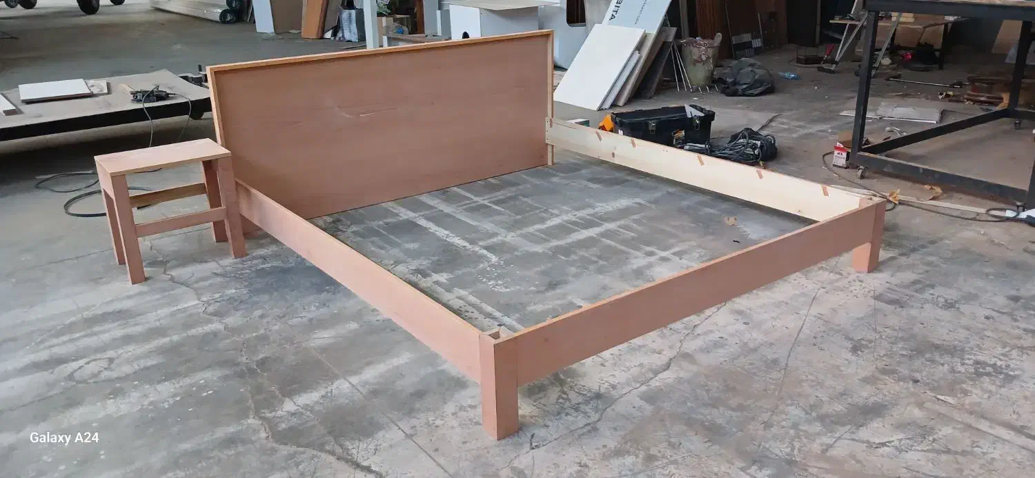 تختخواب دونفره مینیمال روکش چوب راش|تخت و سرویس خواب|زنجان, |دیوار