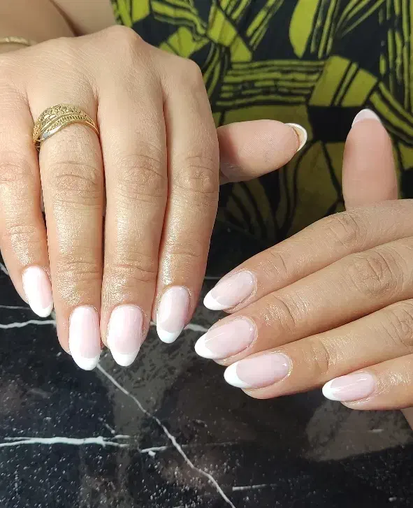 کاشت ناخن دست و پا با قیمت مناسب در آستانه اشرفیه|خدمات آرایشگری و زیبایی|آستانه اشرفیه, |دیوار