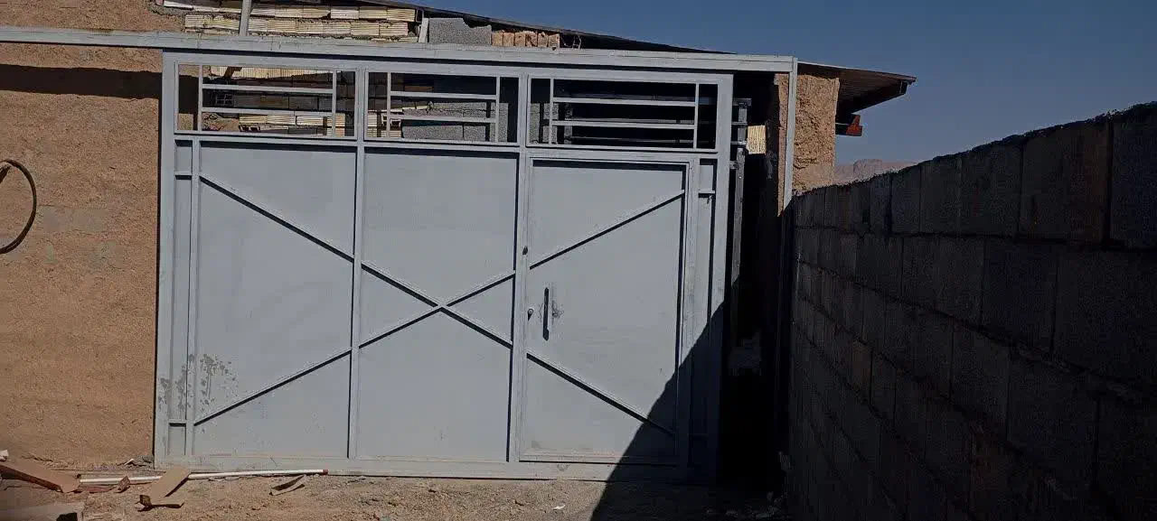 درب ریلی|مصالح و تجهیزات ساختمان|شهرضا, |دیوار