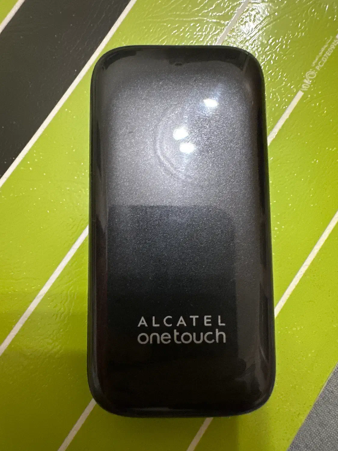 گوشی موبایل ساده تاشو آلکاتل|موبایل|رشت, پارک شهر|دیوار