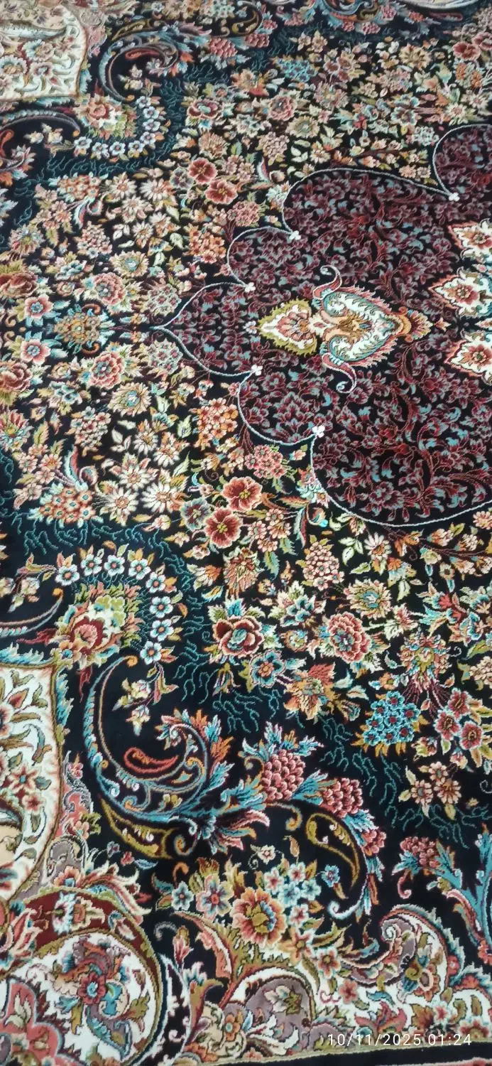 فرش خوش رنگ سرمه ای|فرش|چابهار, |دیوار