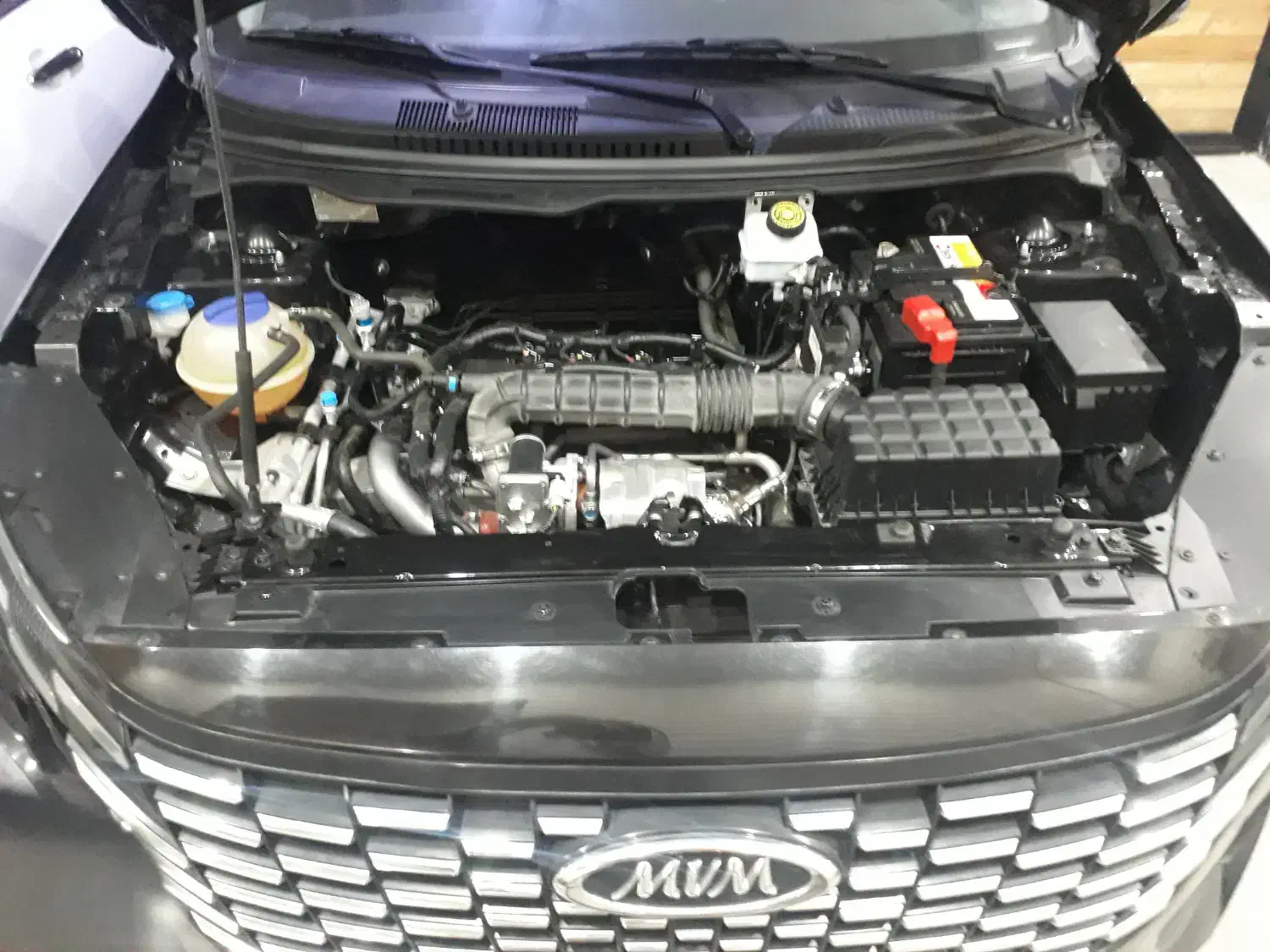 ۱۴۰۳ام وی ام اتومات مشکی مدل|خودرو سواری و وانت|بیرجند, |دیوار