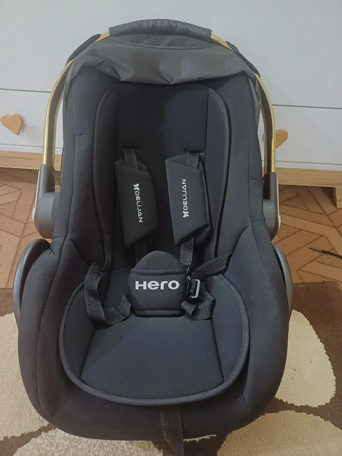 کریر وآغوشی|کالسکه و لوازم جانبی|فسا, |دیوار