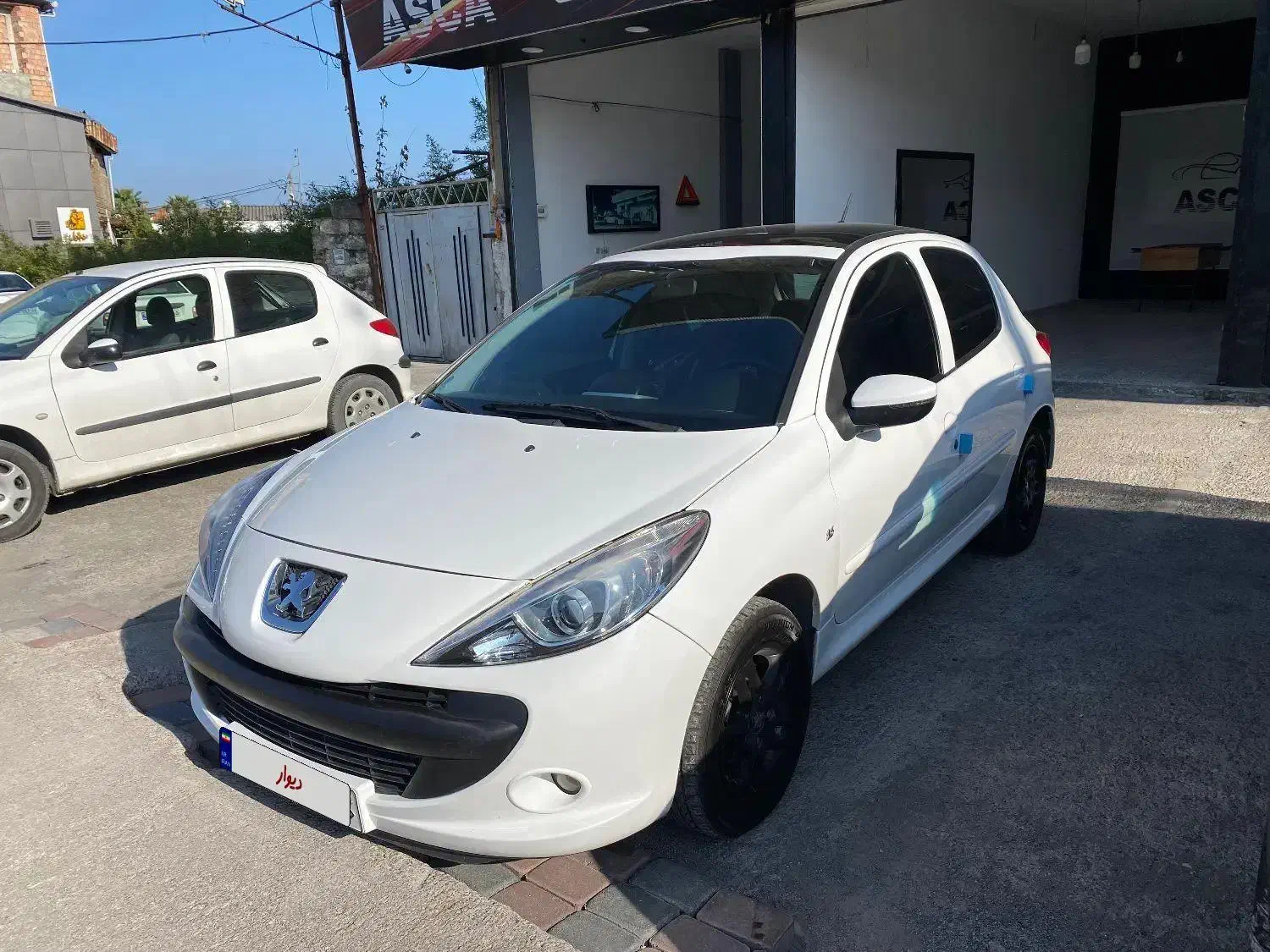 ۲۰۷ مدل۱۴۰۲ بدون رنگ|خودرو سواری و وانت|چالوس, |دیوار