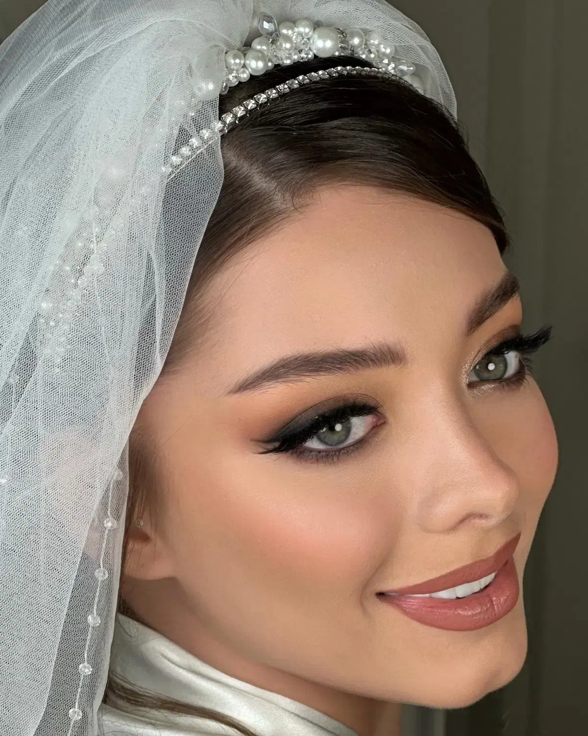 میکاپ آرتیست حرفه ای و آموزش میکاپ و خودآرایی|خدمات آرایشگری و زیبایی|تهران, الهیه|دیوار