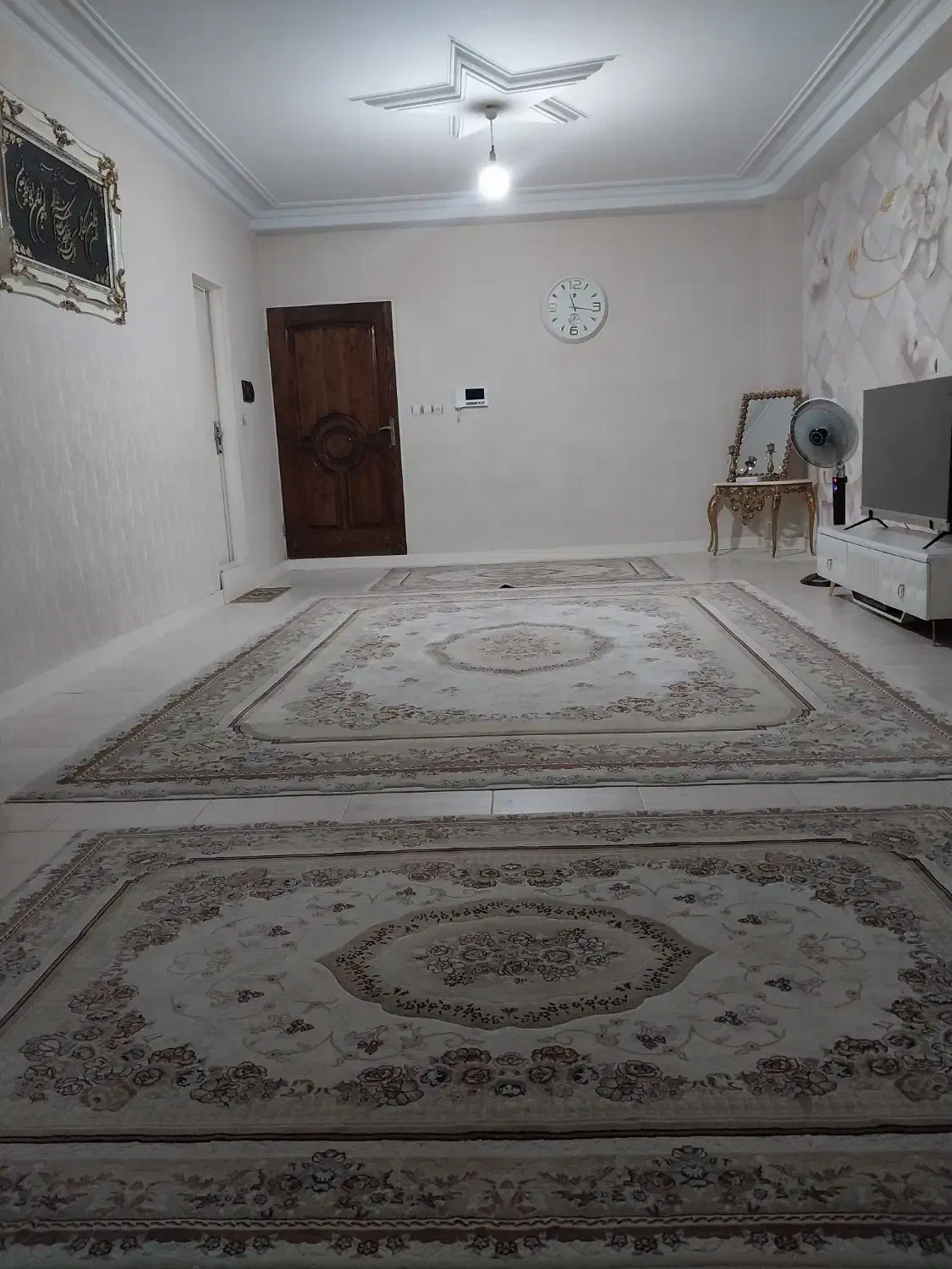 فروش فوری یک واحد آپارتمان سنددار|فروش آپارتمان|کرج, بنیاد|دیوار