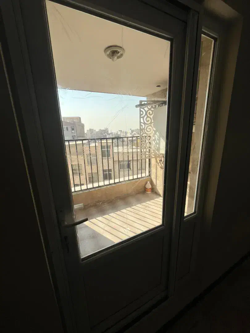 آپارتمان ۱۳۵متر/سه خواب/فول/میدان ملت