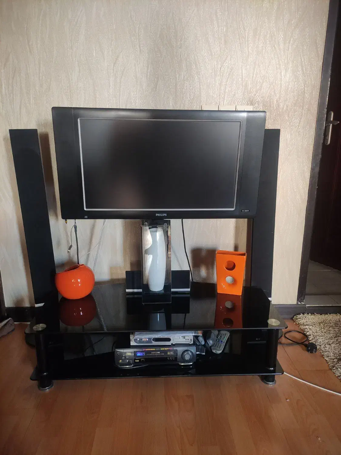 تلویزیون و زیر تلویزیونی|تلویزیون و پروژکتور|شیراز, معالیآباد|دیوار