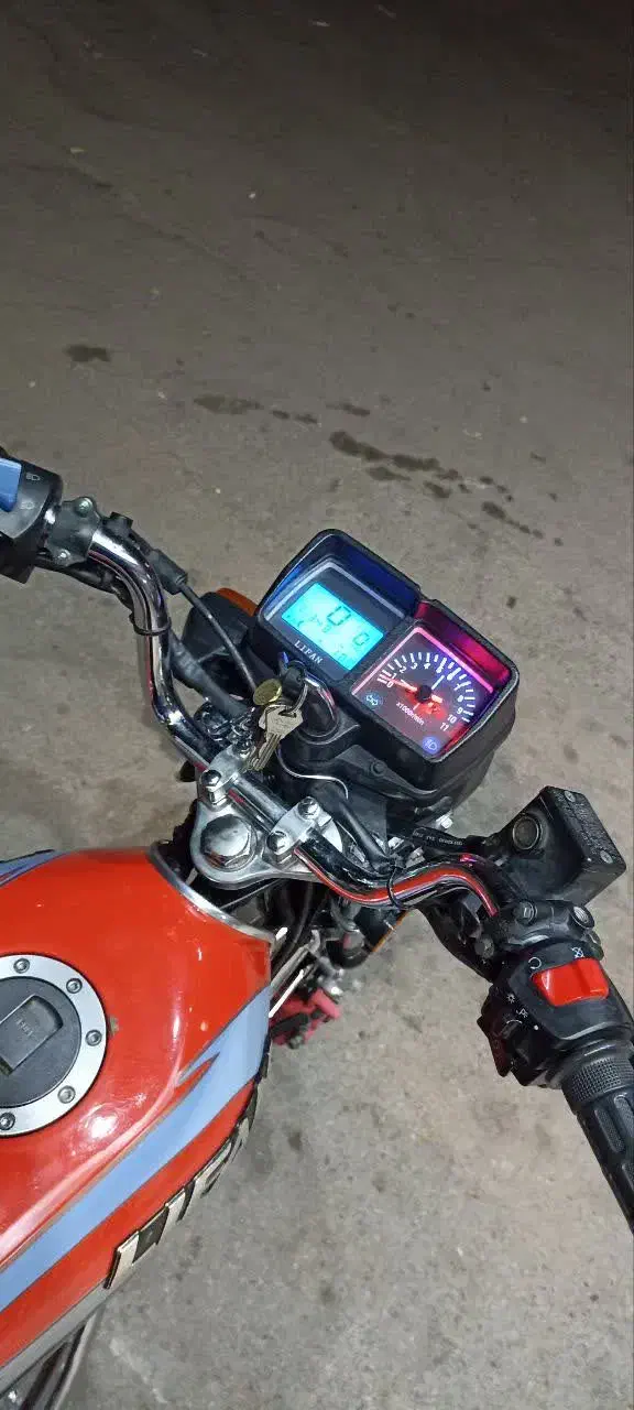 موتور 1402|موتورسیکلت|قم, نخودی|دیوار