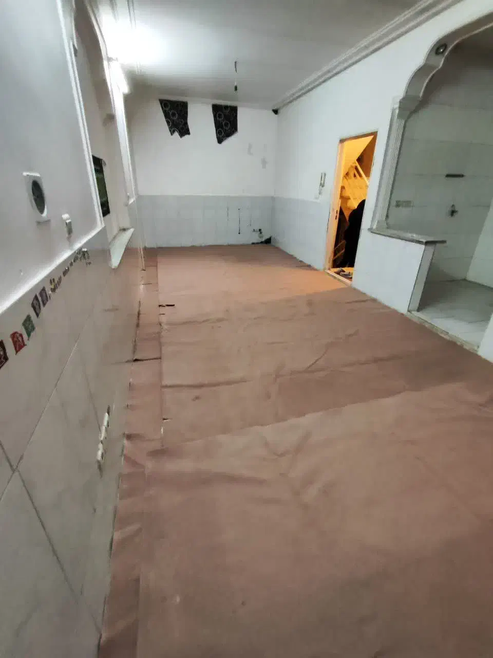 منزل پشت قواره ۳طبقه درموقعیت عال|فروش خانه و ویلا|قم, باغ شریفی|دیوار