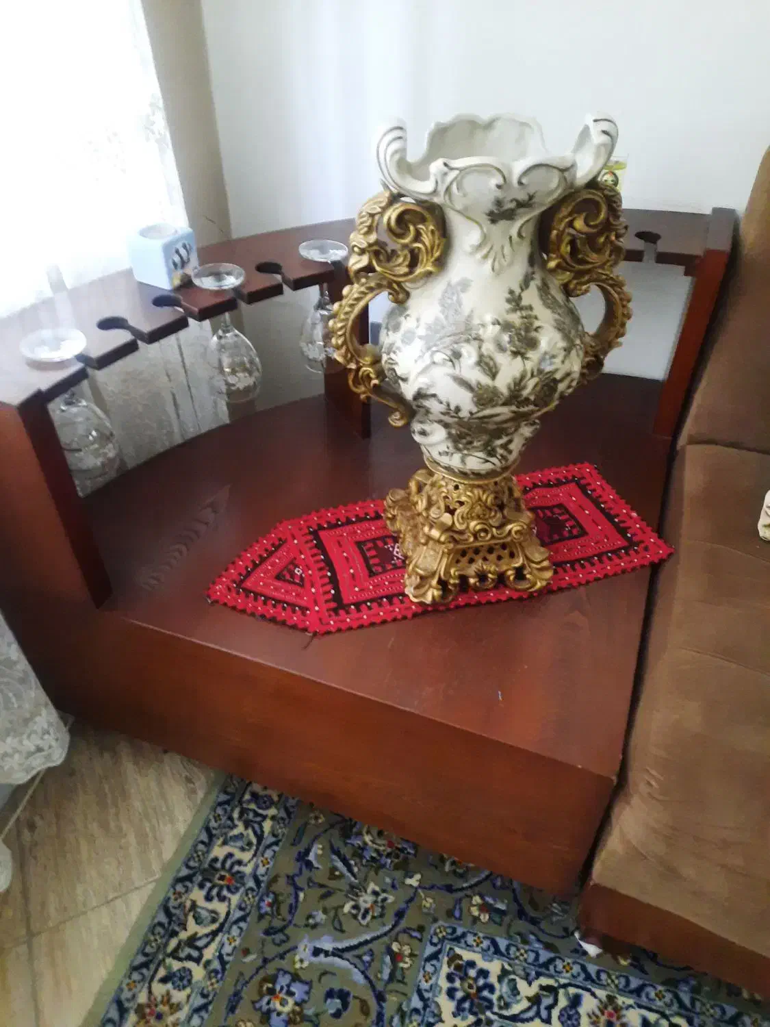 میز چوبی کنج|بوفه، ویترین، کنسول|کرمانشاه, |دیوار