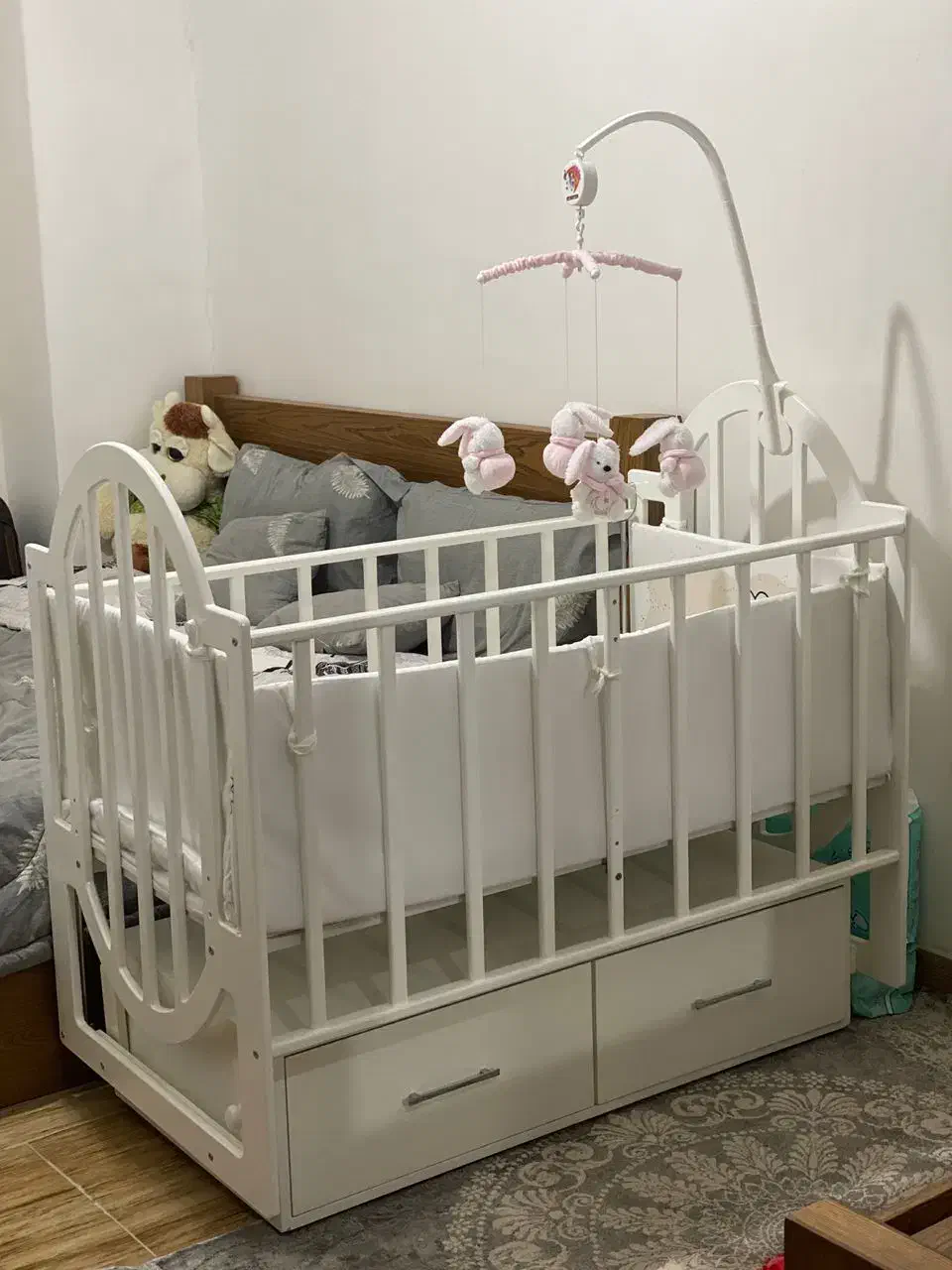 تخت کودک|تخت و صندلی بچه|لاهیجان, گلستان|دیوار