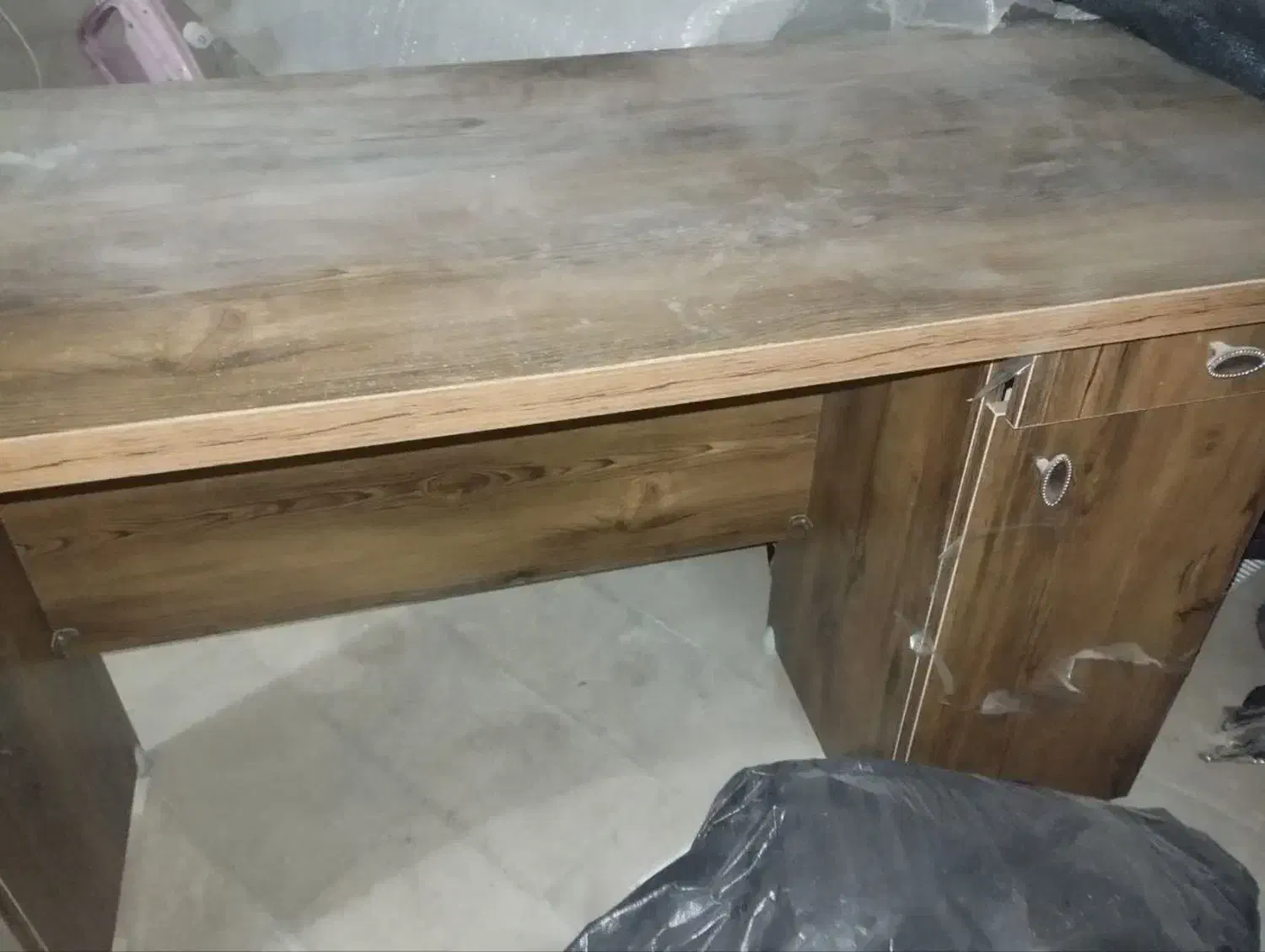 میز تحریر|میز تحریر و کامپیوتر|مبارکه, |دیوار