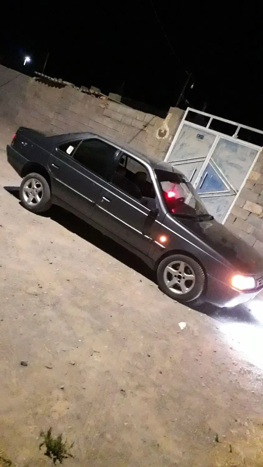 پژو مدل 84|خودرو سواری و وانت|ملک‌آباد, |دیوار