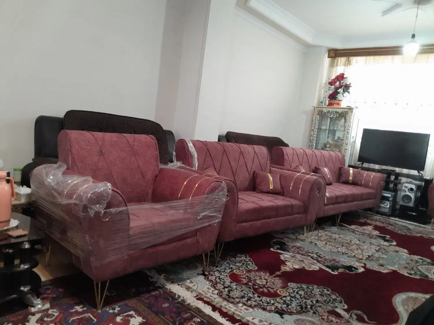 مبل|مبلمان خانگی و میز عسلی|تبریز, |دیوار