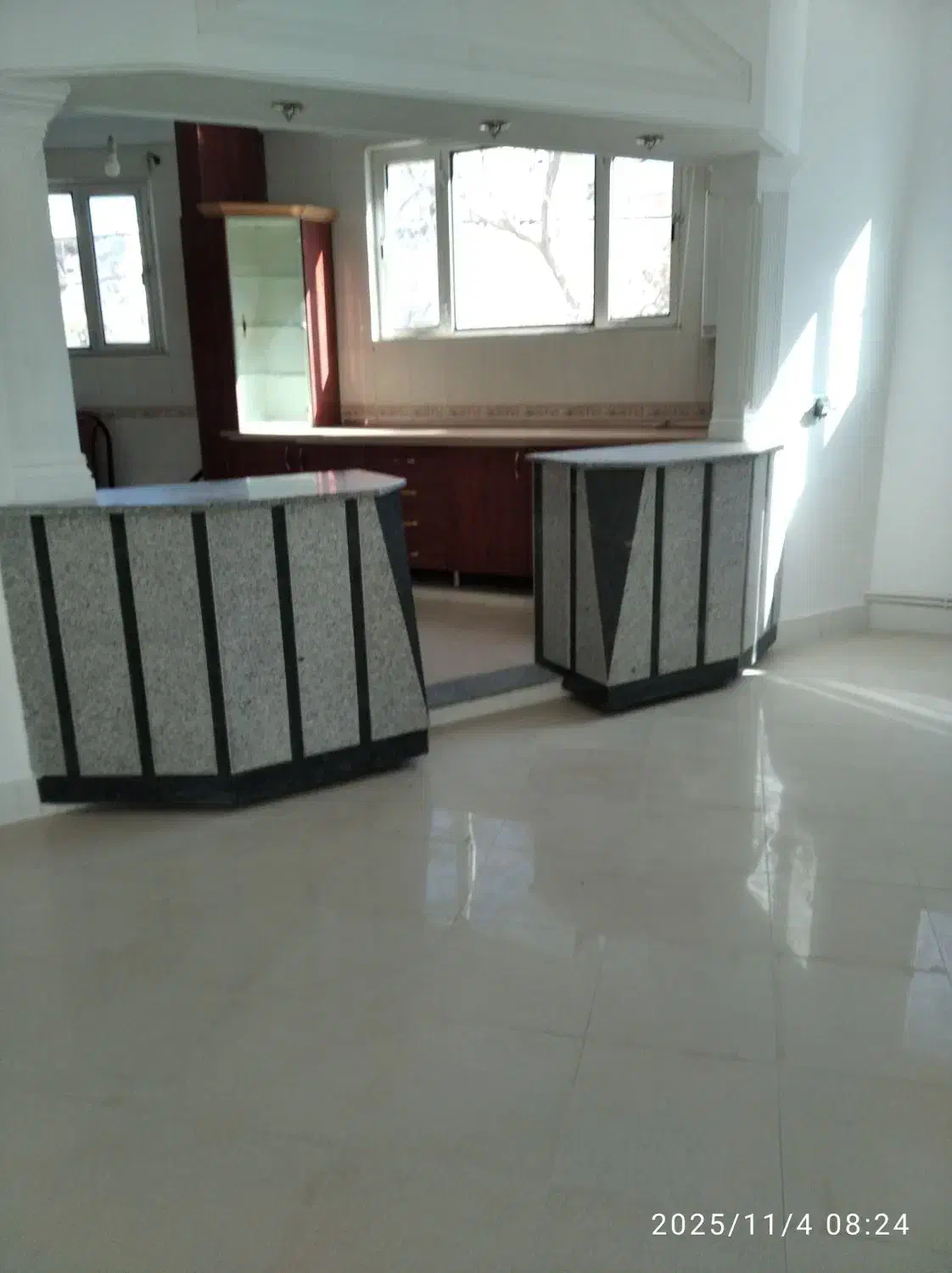 مرکز شهر حاشیه خیابان تمام نور ورودی مجزا|اجارهٔ آپارتمان|تربتحیدریه, آسایش|دیوار