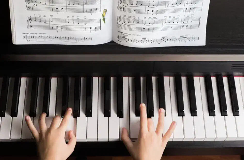 آموزش پیانو در منزل|خدمات آموزشی|تهران, تهرانپارس غربی|دیوار