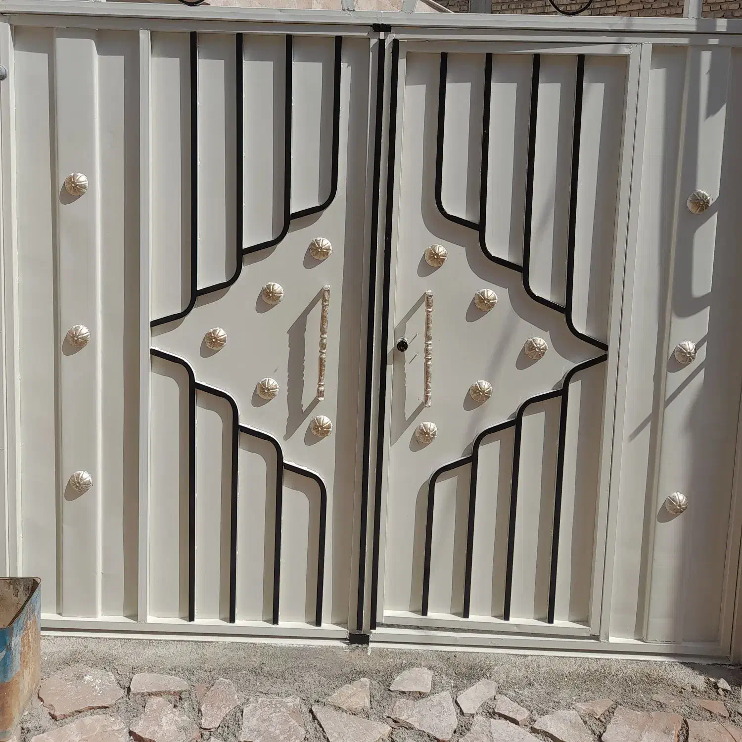 نقاشی ساختمان گریژ|خدمات پیشه و مهارت|بجنورد, |دیوار